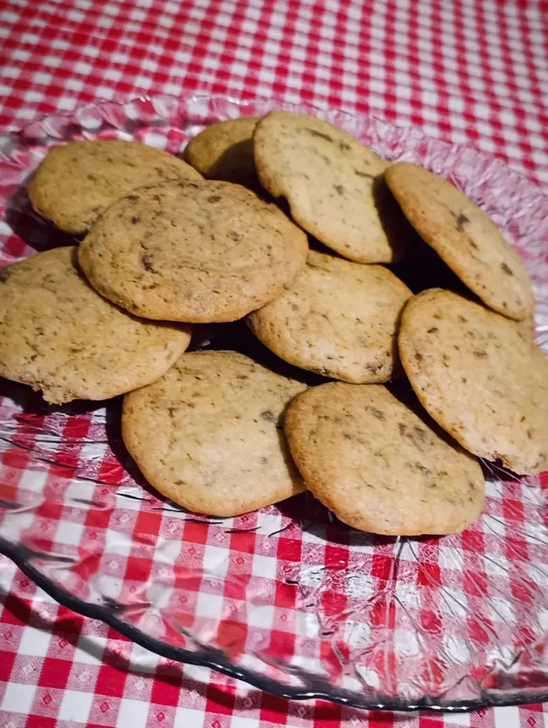 Domaći keksići sa komadićima čokolade